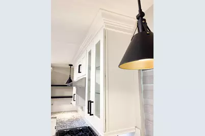 722 E Strong Parkway, Grand Prairie, TX 75050 - Photo 21