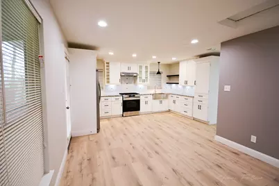 722 E Strong Parkway, Grand Prairie, TX 75050 - Photo 31