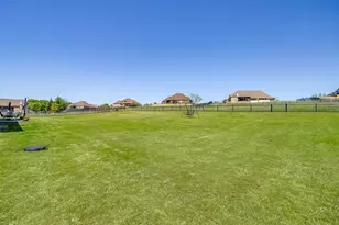 131 Condor View, Weatherford, TX 76087 - Photo 29