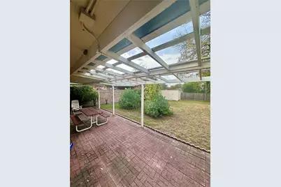 329 N Brighton Avenue, Dallas, TX 75208 - Photo 27