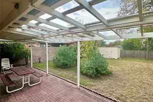 329 N Brighton Ave, Dallas, TX 75208 - Photo 27