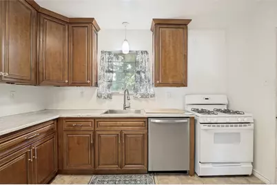 329 N Brighton Avenue, Dallas, TX 75208 - Photo 15