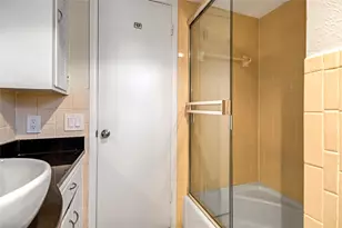 5835 E University Blvd, Dallas, TX 75206 - Photo 25