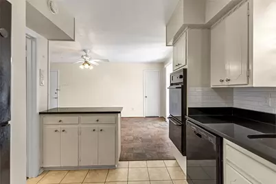 5835 E University Boulevard #D, Dallas, TX 75206 - Photo 17