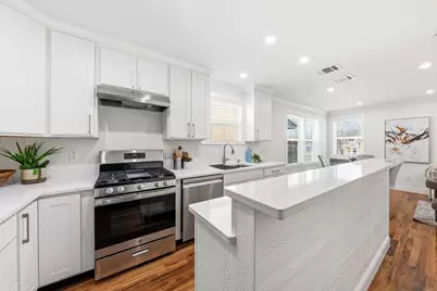 827 Westmount Avenue, Dallas, TX 75211 - Photo 9