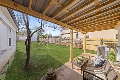 827 Westmount Avenue, Dallas, TX 75211 - Photo 21