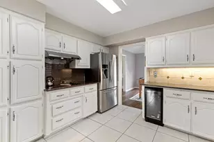 4005 Bullock Dr, Plano, TX 75023 - Photo 5