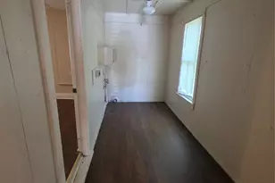 1203 N Anglin St, Cleburne, TX 76031 - Photo 7