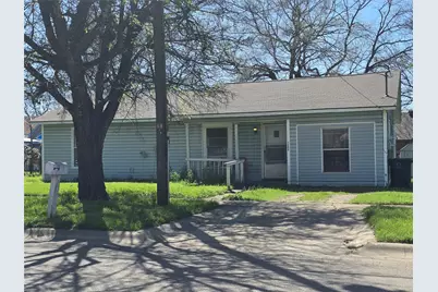 1203 N Anglin Street, Cleburne, TX 76031 - Photo 1