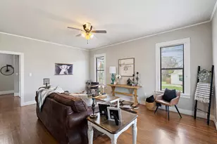 1402 W 1st Ave, Corsicana, TX 75110 - Photo 3