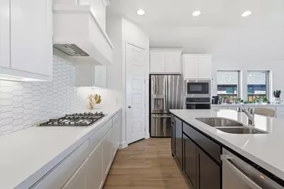 5721 Turner May Drive, Fort Worth, TX 76126 - Photo 9