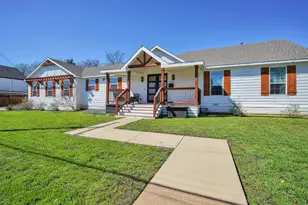 1723 N Edgefield Ave, Dallas, TX 75208 - Photo 1