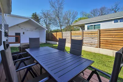 1723 N Edgefield Avenue, Dallas, TX 75208 - Photo 29