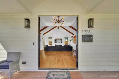 1723 N Edgefield Avenue, Dallas, TX 75208 - Photo 5