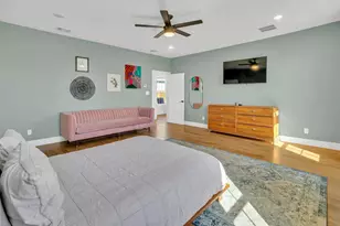 1723 N Edgefield Ave, Dallas, TX 75208 - Photo 19