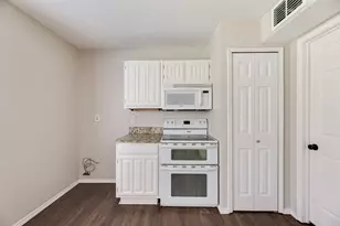 11136 McCree Rd, Dallas, TX 75238 - Photo 9