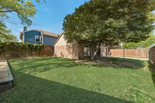 11136 McCree Rd, Dallas, TX 75238 - Photo 19