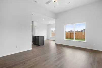 1401 Woodwinds Drive, Fort Worth, TX 76140 - Photo 5