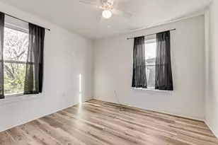 1303 S Medora St, Terrell, TX 75160 - Photo 9