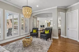 309 Black Walnut Dr, Garland, TX 75044 - Photo 7