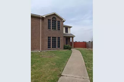 550 Monarch Drive, Lancaster, TX 75146 - Photo 11