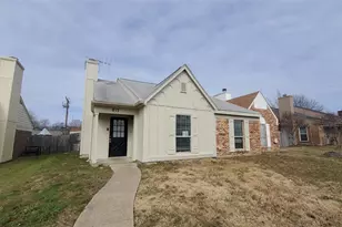 817 Denmark Dr, Mesquite, TX 75149 - Photo 1