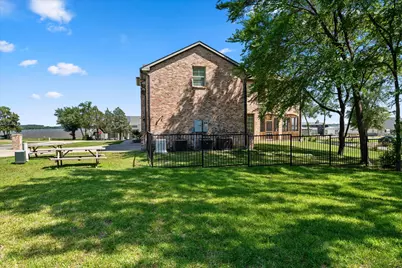 208 Cape Shore Drive, Mabank, TX 75143 - Photo 15