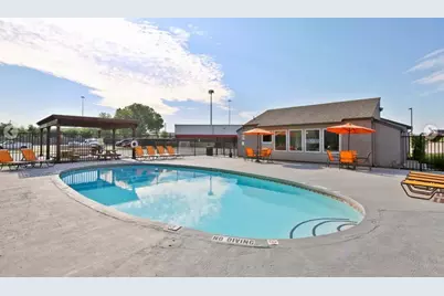 1910 Joe Ramsey Boulevard E, Greenville, TX 75401 - Photo 11