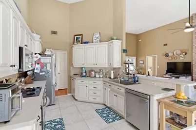 6511 Westover Drive, Granbury, TX 76049 - Photo 9