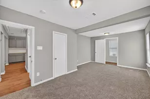 1119 E Cantey St, Fort Worth, TX 76104 - Photo 17