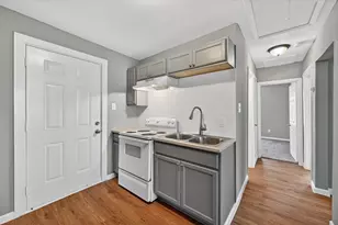 1119 E Cantey St, Fort Worth, TX 76104 - Photo 9