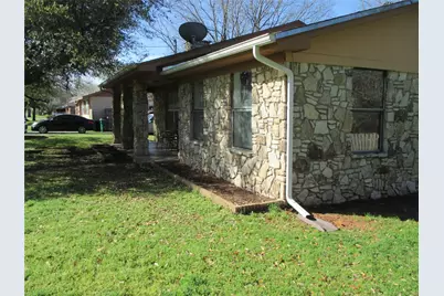 306 N Agnew Street, Boyd, TX 76023 - Photo 3