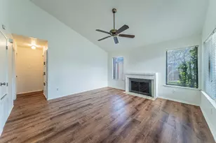 502 Prairie Dell St, Lewisville, TX 75067 - Photo 3