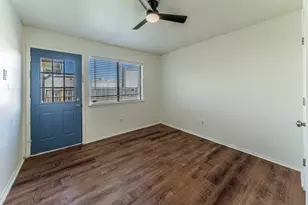 502 Prairie Dell St, Lewisville, TX 75067 - Photo 13