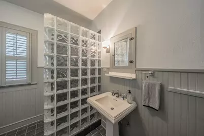 1201 Clint Street, Carrollton, TX 75006 - Photo 23