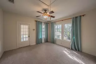 1201 Clint St, Carrollton, TX 75006 - Photo 19