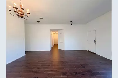 501 W Clover Park Drive, Fort Worth, TX 76140 - Photo 7