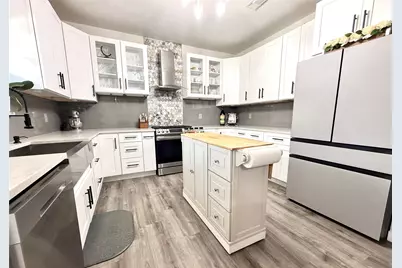 312 Springhill Drive, Hurst, TX 76054 - Photo 13