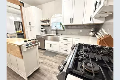 312 Springhill Drive, Hurst, TX 76054 - Photo 15