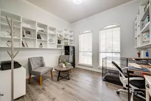 312 Springhill Dr, Hurst, TX 76054 - Photo 5