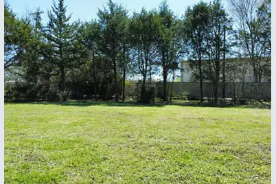 512 N Willow Street, Sherman, TX 75090 - Photo 3