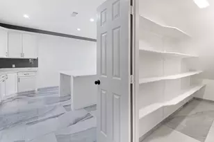 621 N Nursery Rd, Irving, TX 75061 - Photo 13