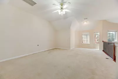 647 Royalwood Court, Grand Prairie, TX 75052 - Photo 17