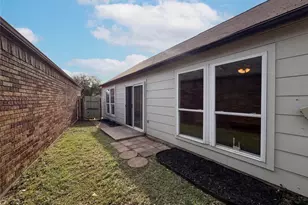 308 Teakwood Ln, Lewisville, TX 75067 - Photo 29