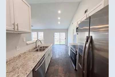 308 Teakwood Lane, Lewisville, TX 75067 - Photo 7