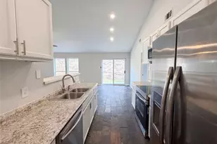 308 Teakwood Ln, Lewisville, TX 75067 - Photo 7