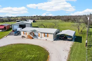 2190 Covey Cir, Sanger, TX 76266 - Photo 9