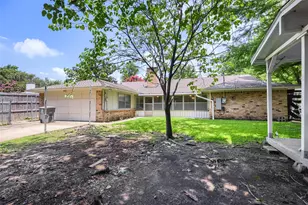 3256 Chapel Downs Dr, Dallas, TX 75229 - Photo 23