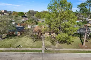 409 Colonial Dr, Garland, TX 75043 - Photo 23