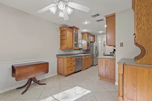 409 Colonial Dr, Garland, TX 75043 - Photo 7